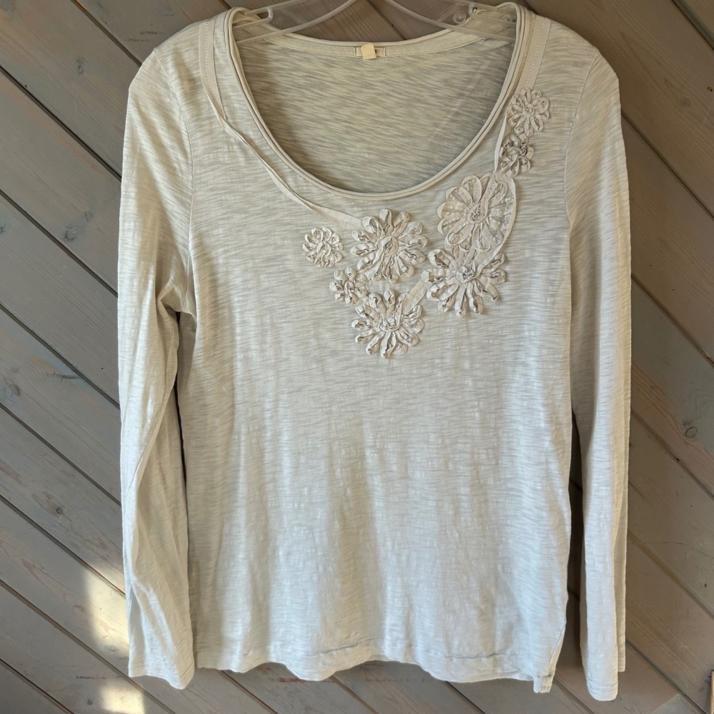 J.Crew Womens Oatmeal Slub Cotton Floral Applique Long Sleeve Scoop Neck‎ Tee M